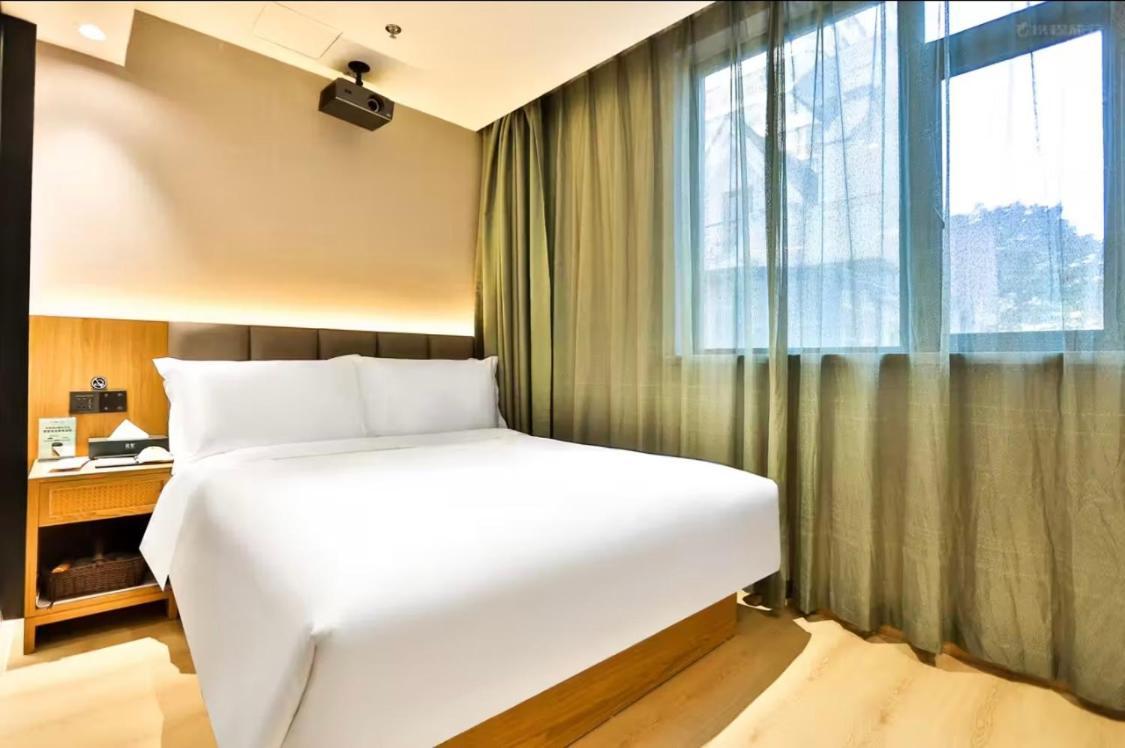 True Go Hotel - Shanghai Jing'An Temple Nanjing West Road Ngoại thất bức ảnh