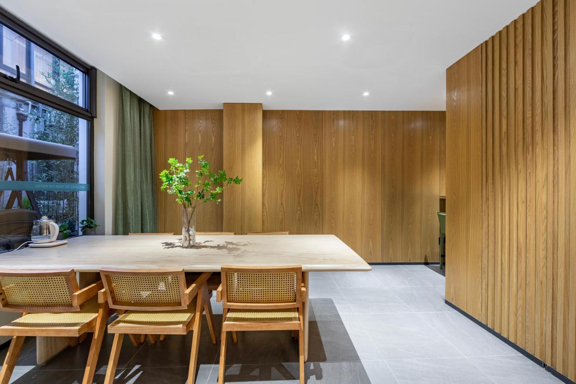 True Go Hotel - Shanghai Jing'An Temple Nanjing West Road Ngoại thất bức ảnh